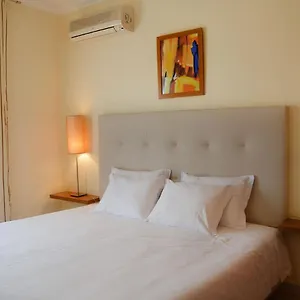 Urban Flamingo Aparthotel